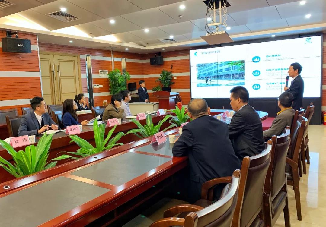 1554110253706832.jpg Activity03_03.jpg