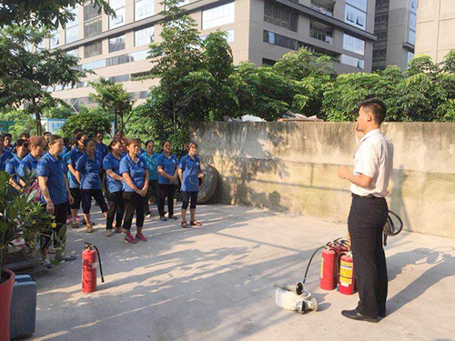 1561601448939418.jpg 02.jpg